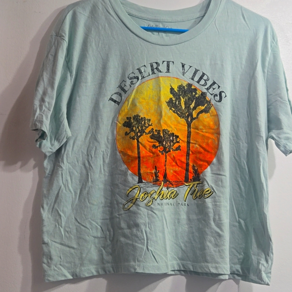 Desert vibe shirt.